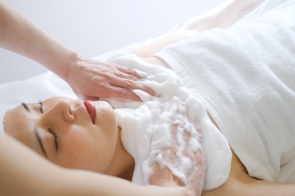 リラクゼーションサロン 　ハヌル 泡ほぐし